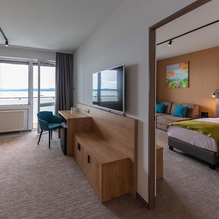 Hotel Otp Balatonszemes Exterior photo