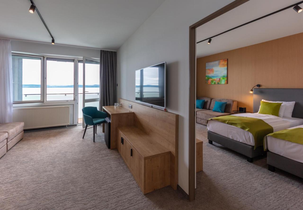 Hotel Otp Balatonszemes Exterior photo